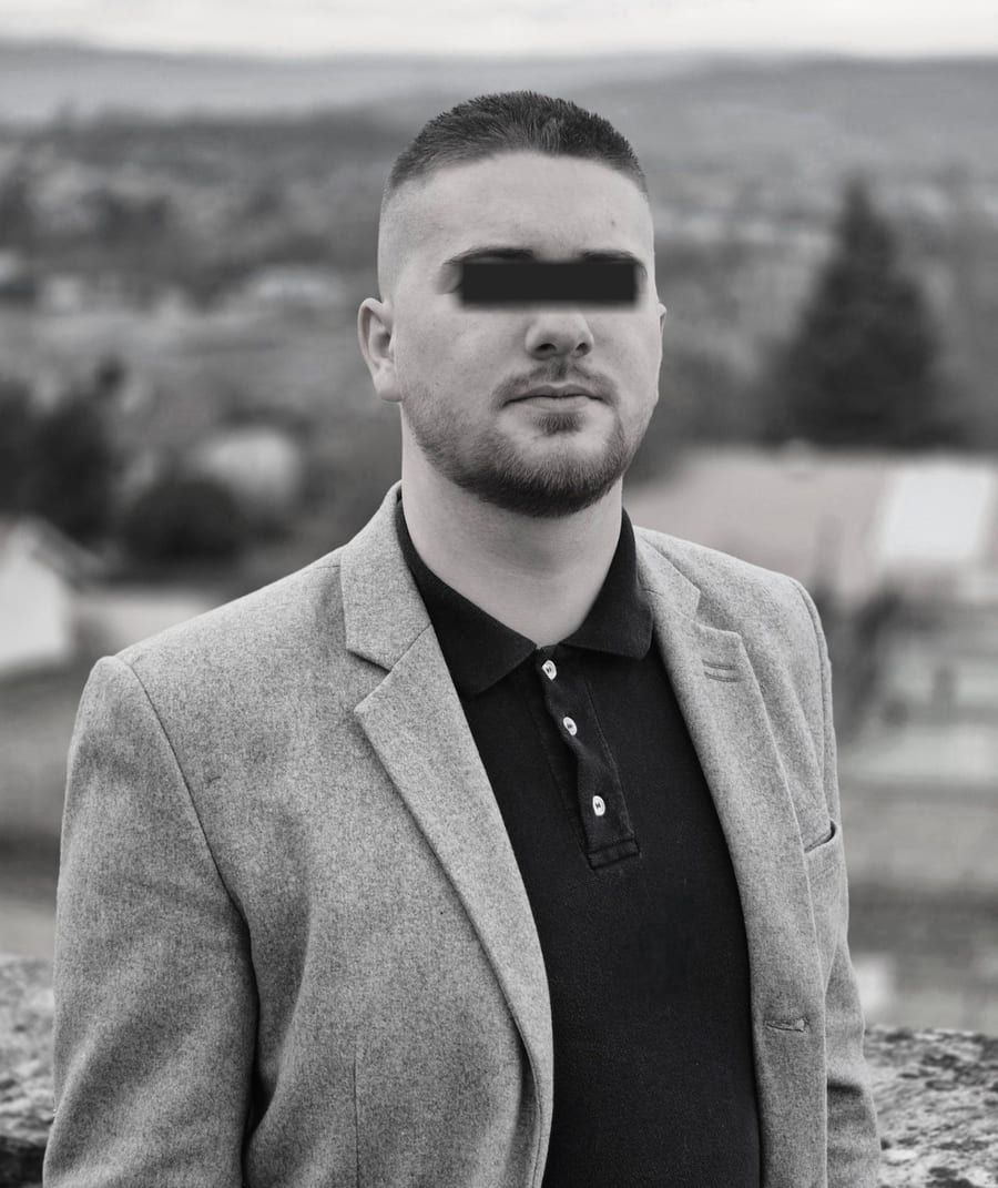 Profil de Ellyot